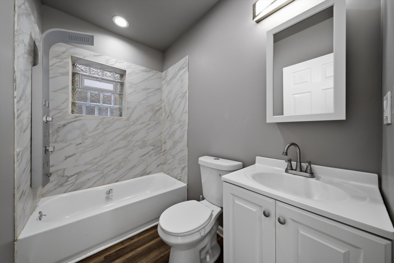 2812 S Trumbull Avenue Property Photo 25