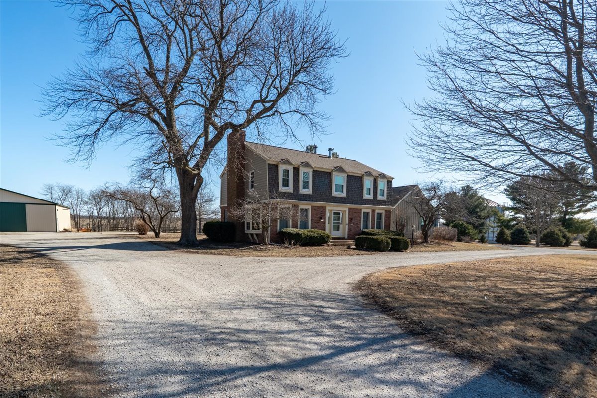 21389 N 2875 Road Property Photo 6