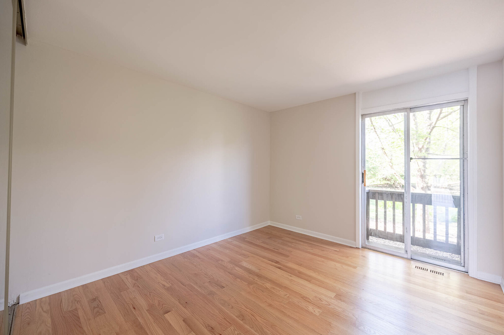 1611 Maple Terrace 113-1g Property Photo 5