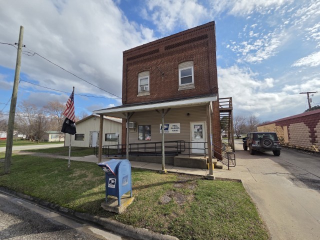 303 3rd Street Property Photo 1