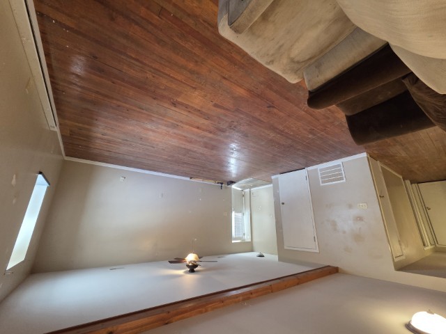 303 3rd Street Property Photo 5