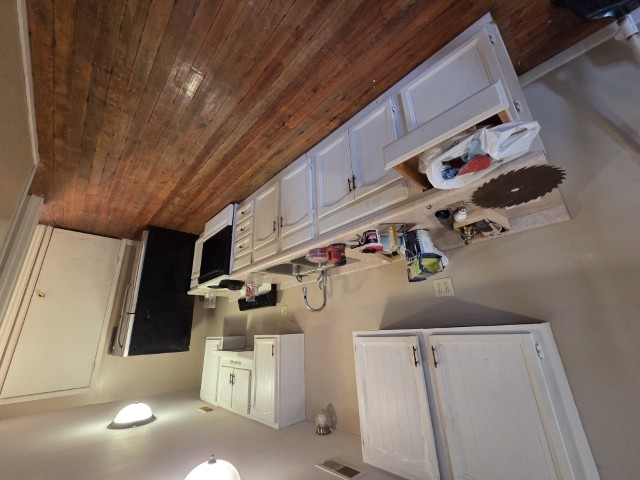 303 3rd Street Property Photo 15