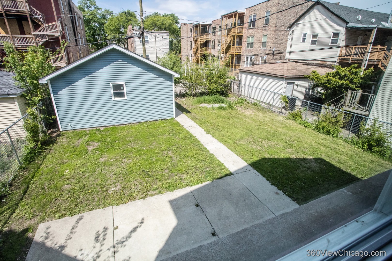 1810 S Hamlin Avenue Property Photo 16