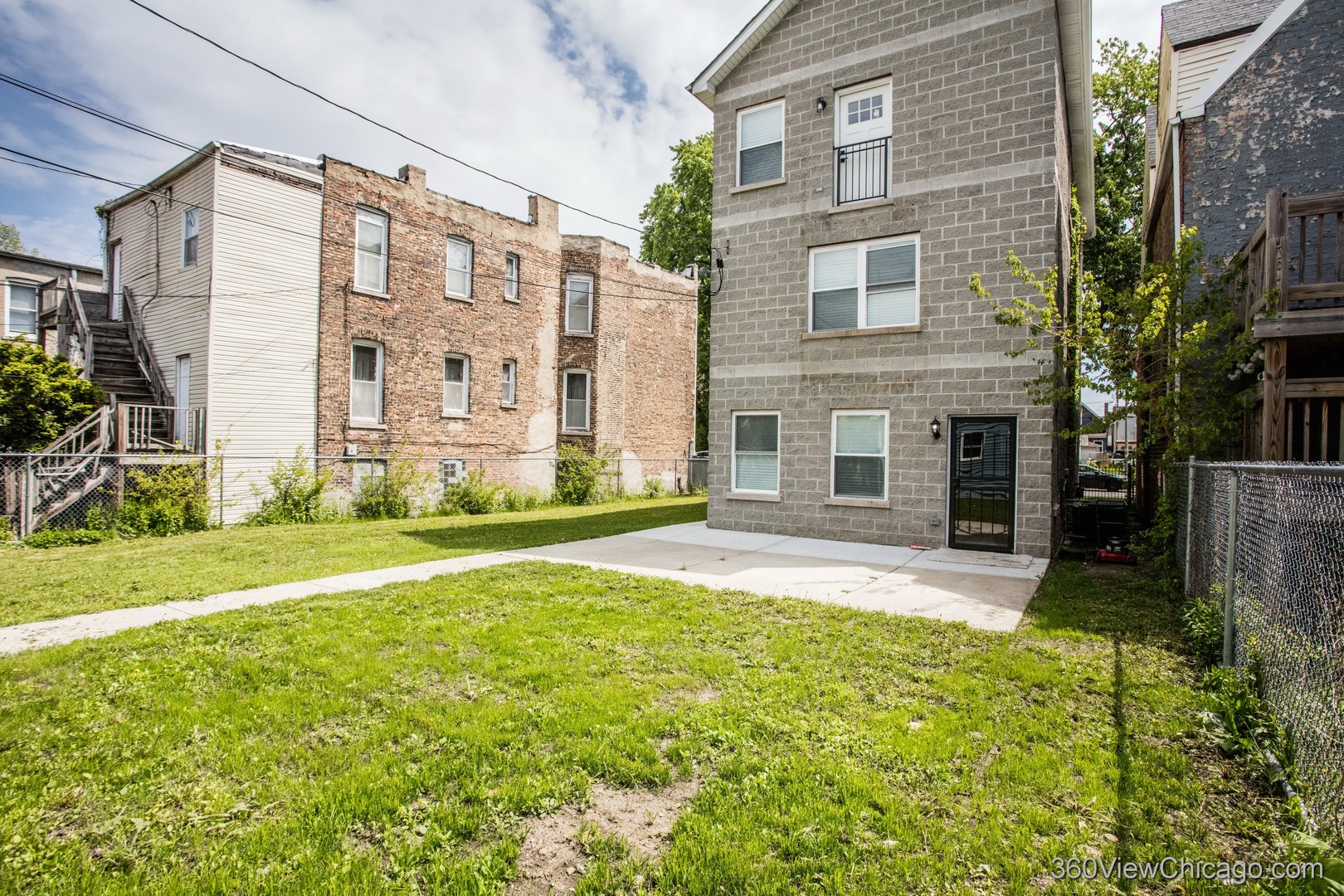 1810 S Hamlin Avenue Property Photo 25