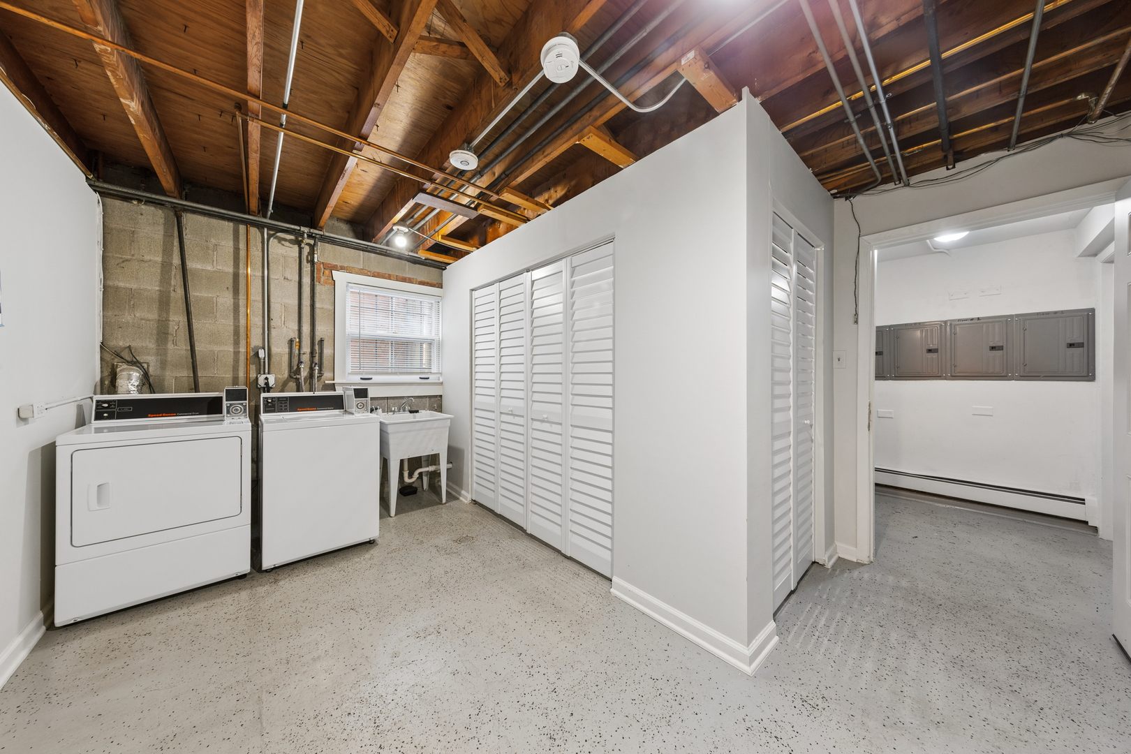 372 Yates Avenue Property Photo 14