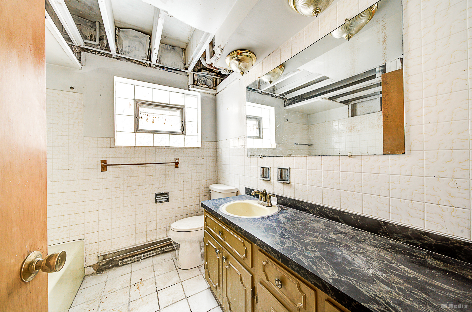 310 Yates Avenue Property Photo 12