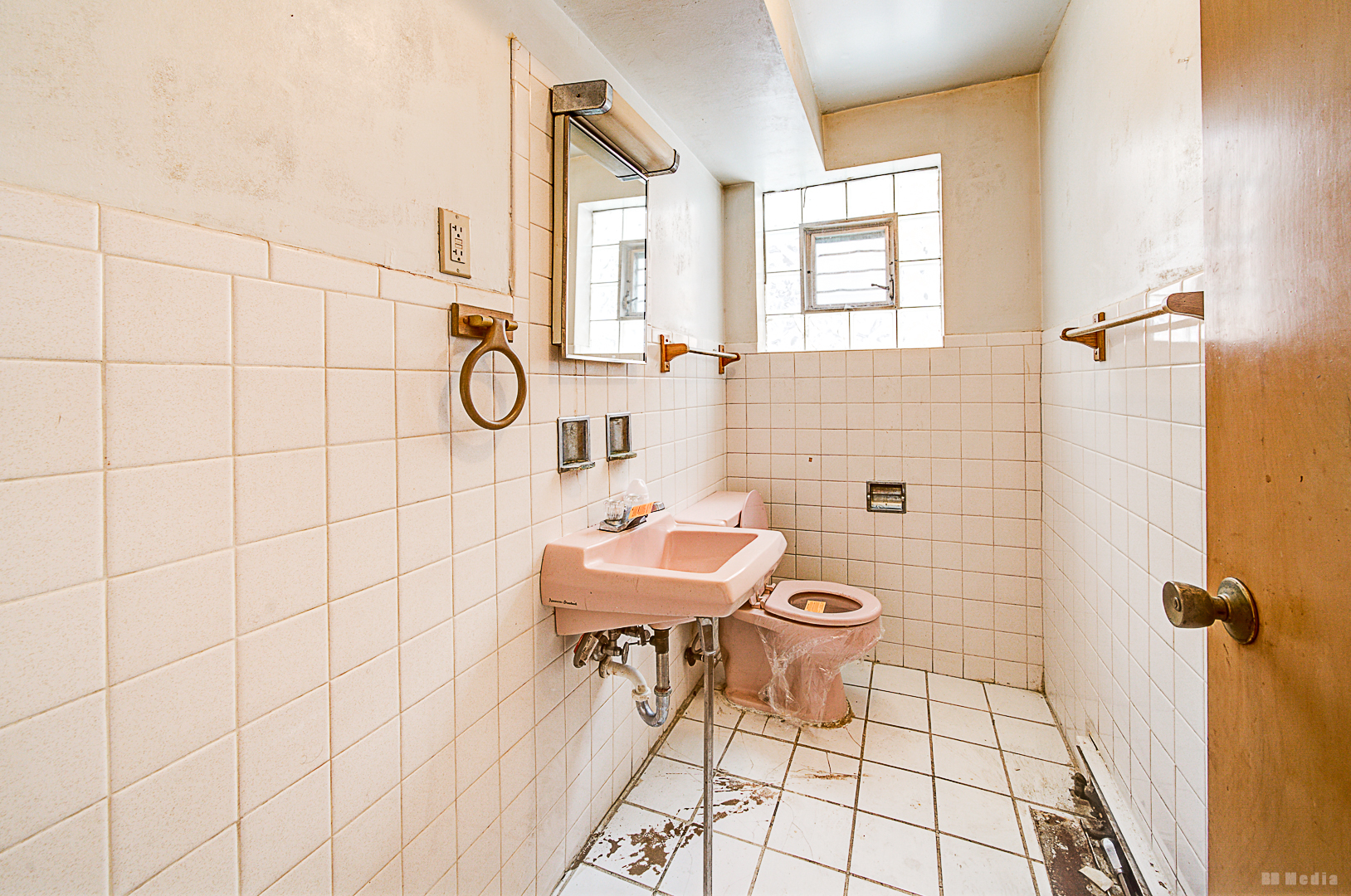 310 Yates Avenue Property Photo 14