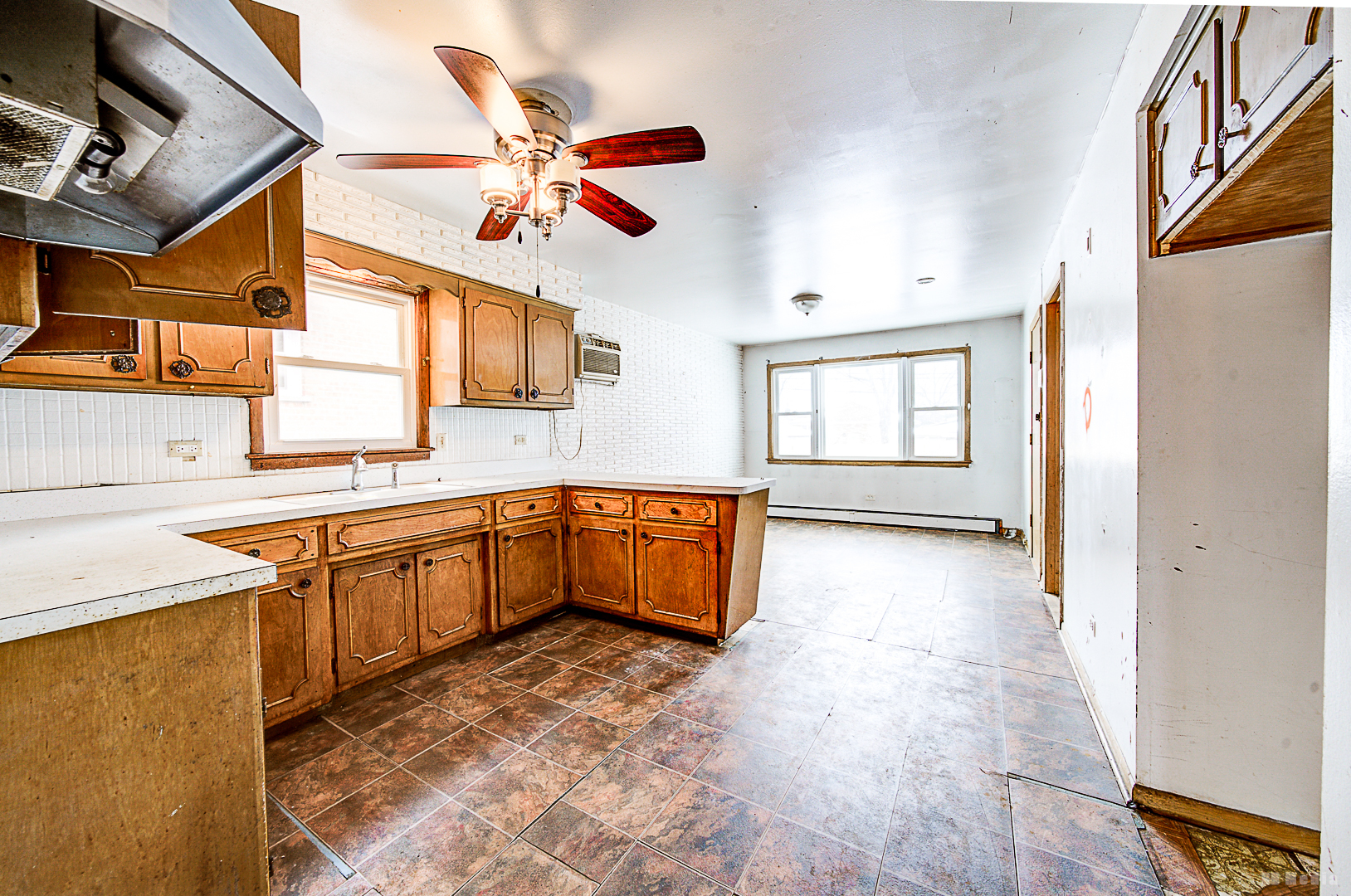 310 Yates Avenue Property Photo 15
