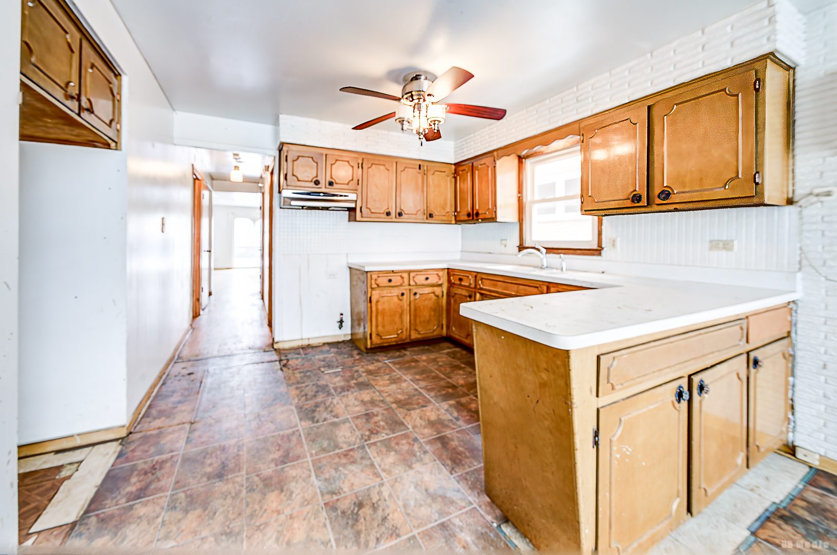 310 Yates Avenue Property Photo 16