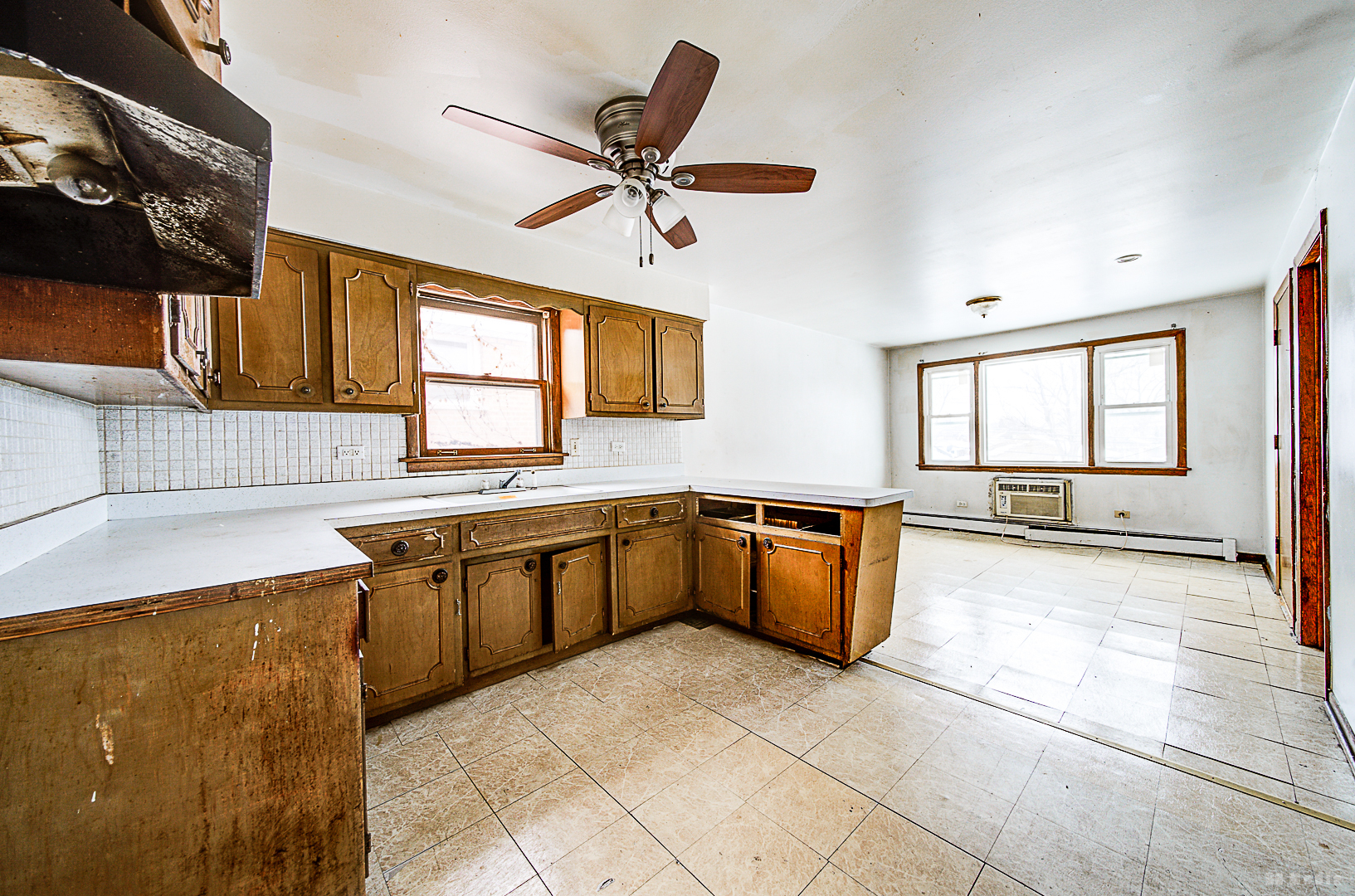 310 Yates Avenue Property Photo 27