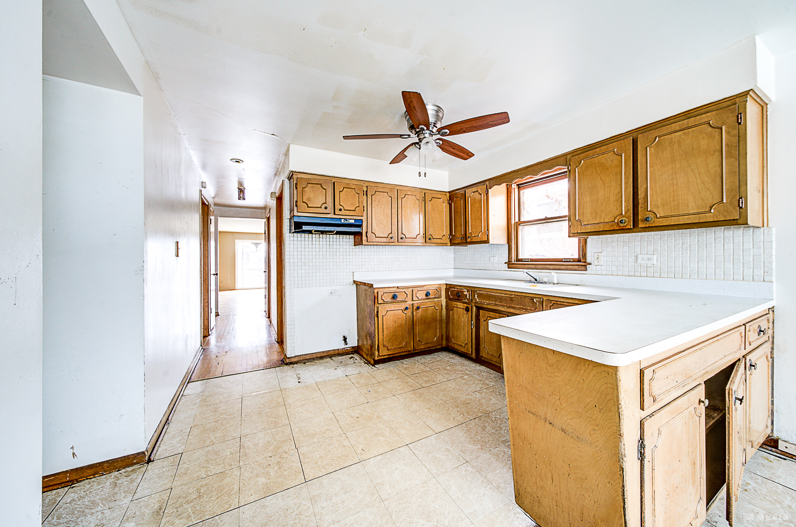 310 Yates Avenue Property Photo 28