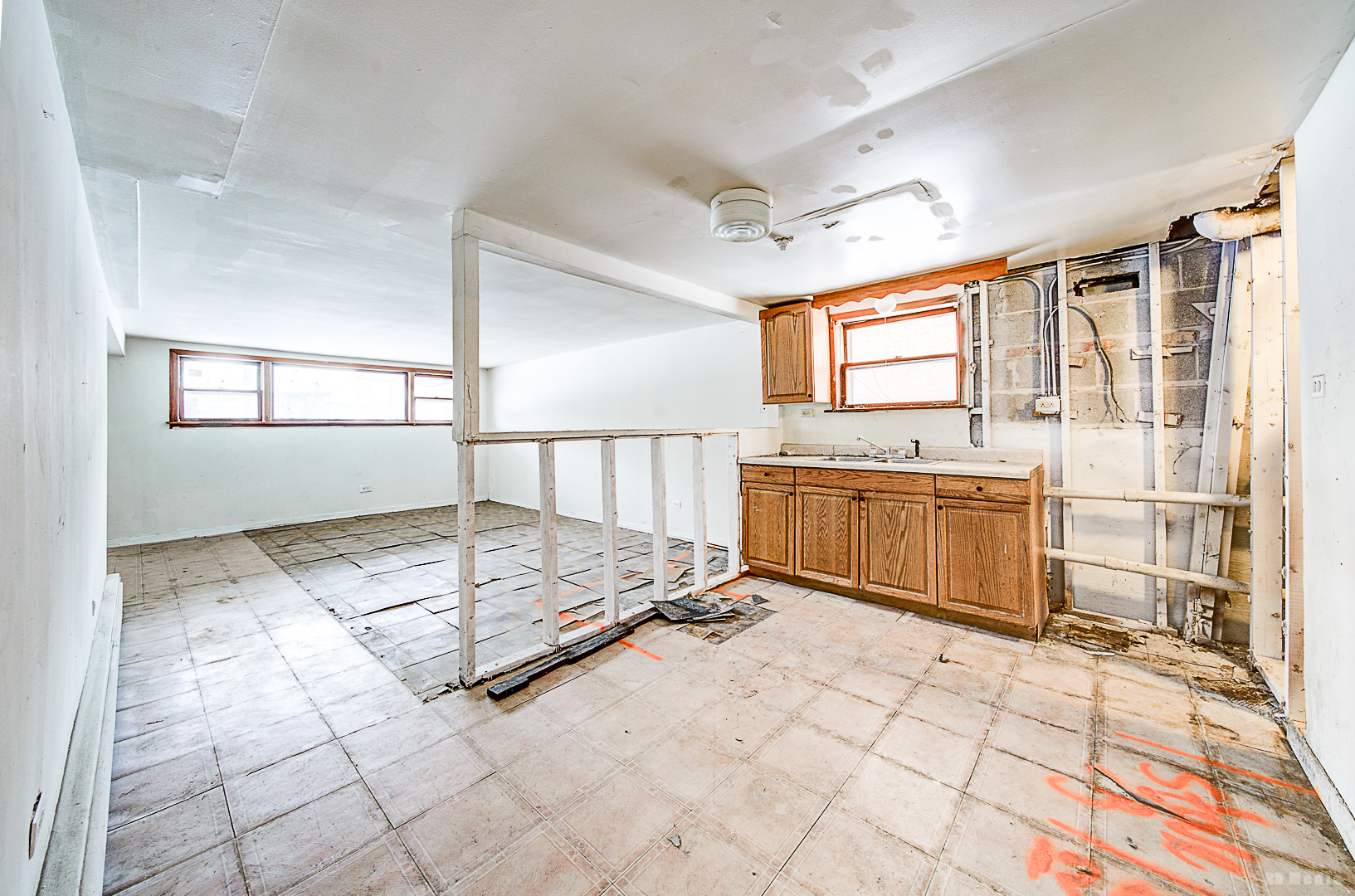 310 Yates Avenue Property Photo 35