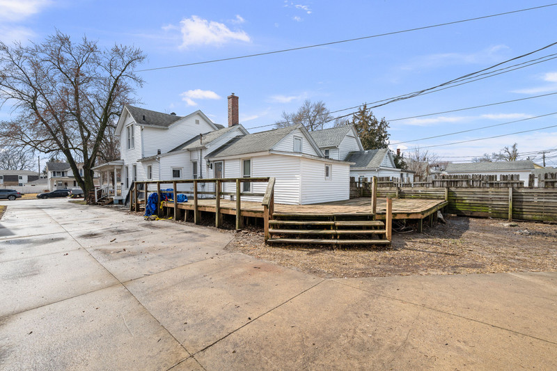 318 2nd Avenue Property Photo 4