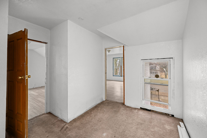 318 2nd Avenue Property Photo 11