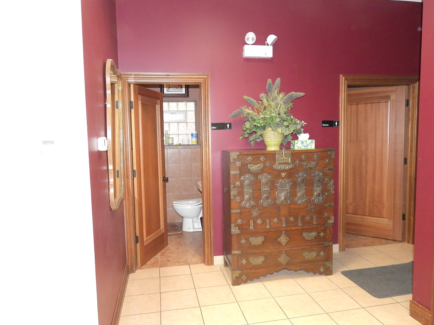 8130 N Milwaukee Avenue Property Photo 9