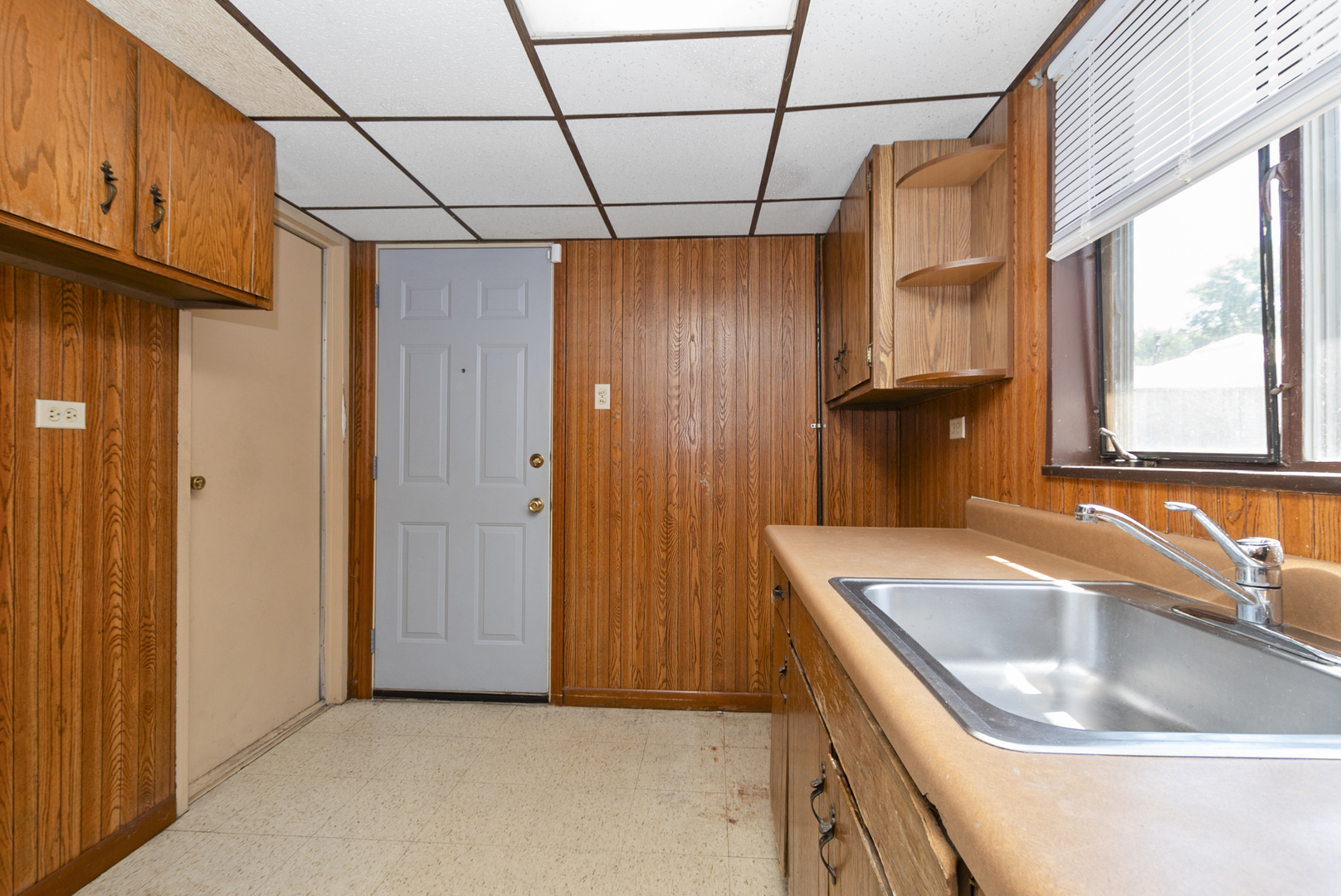 417 Lakewood Boulevard Property Photo 11