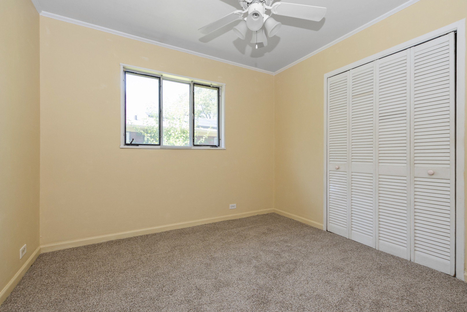 417 Lakewood Boulevard Property Photo 13