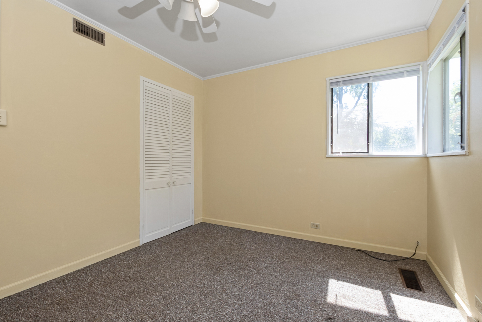 417 Lakewood Boulevard Property Photo 15