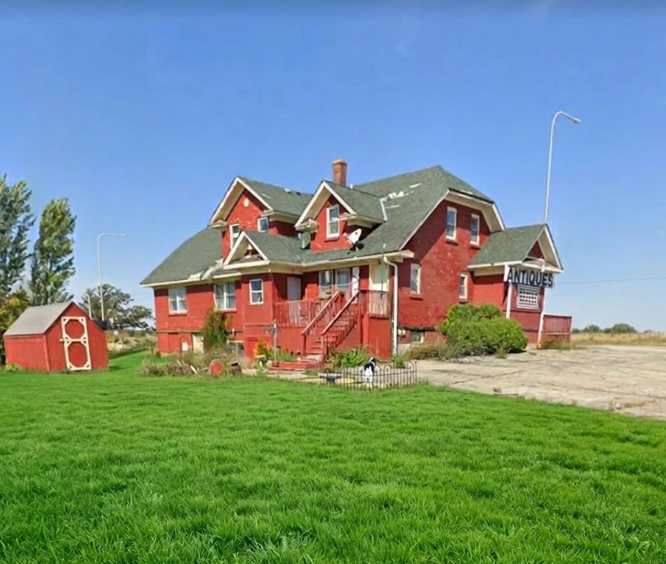 43w407 Us Highway 20 Property Photo 2