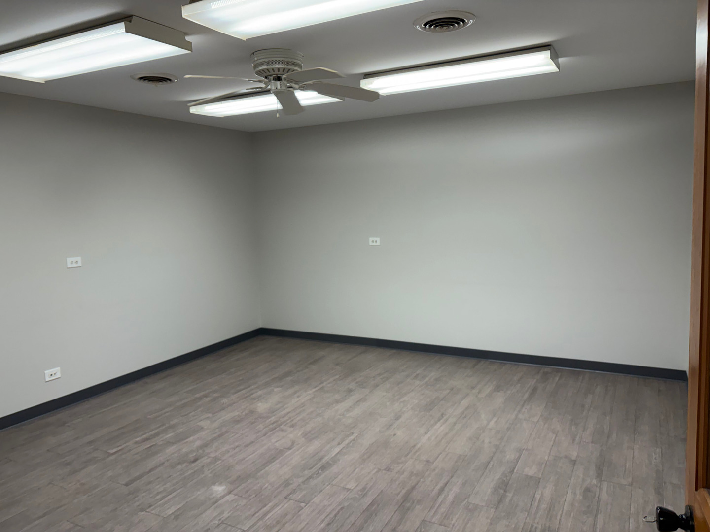 1285 Aurora Avenue Property Photo 11