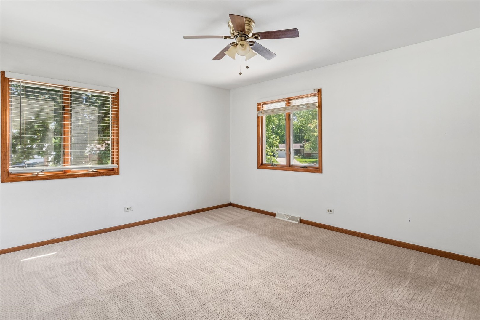 6702 Pershing Court Property Photo 16