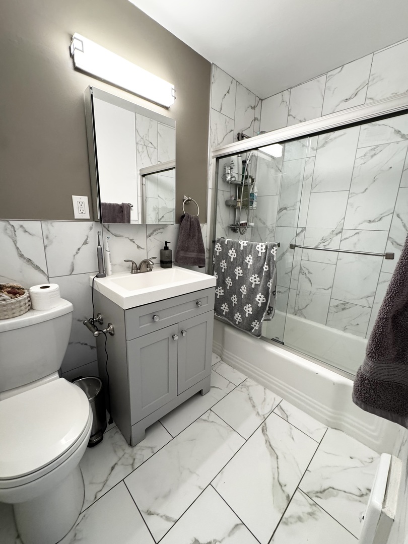 6301 N Sheridan Road 11c Property Photo 13