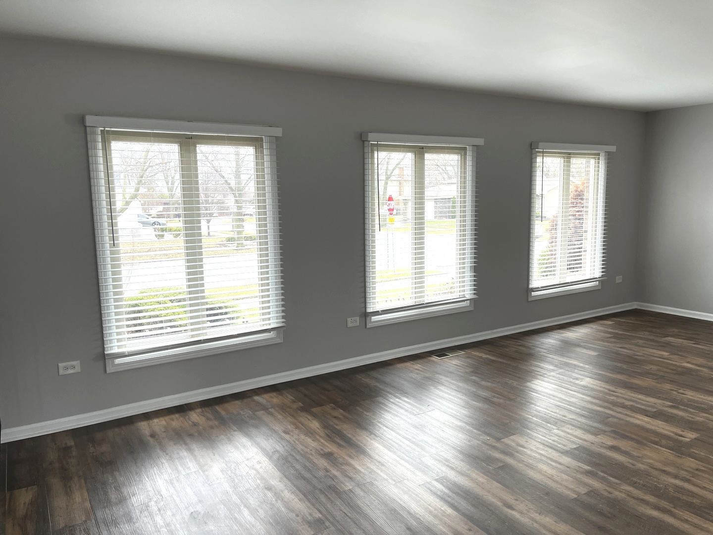 538 Blackstone Avenue Property Photo 3