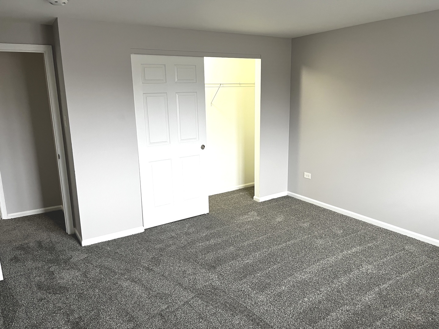 538 Blackstone Avenue Property Photo 12