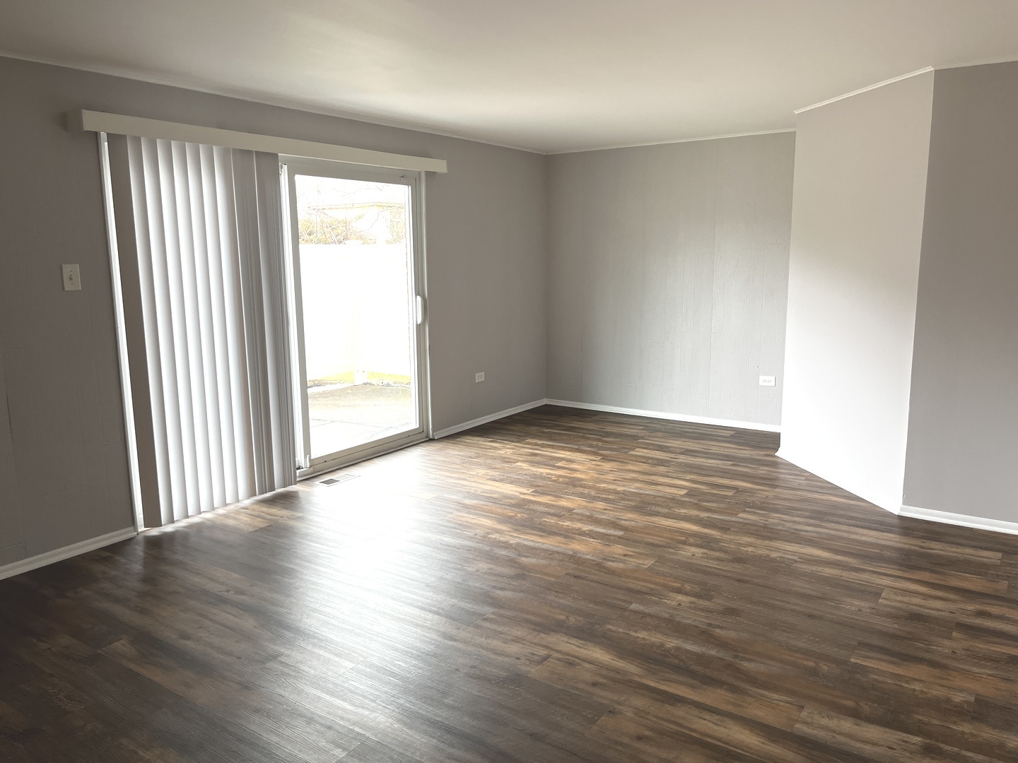 538 Blackstone Avenue Property Photo 17