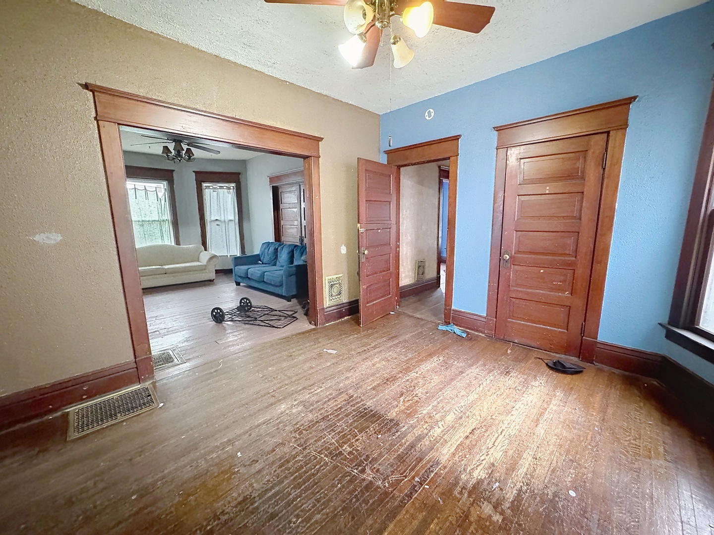 1640 W 3rd Street Property Photo 5