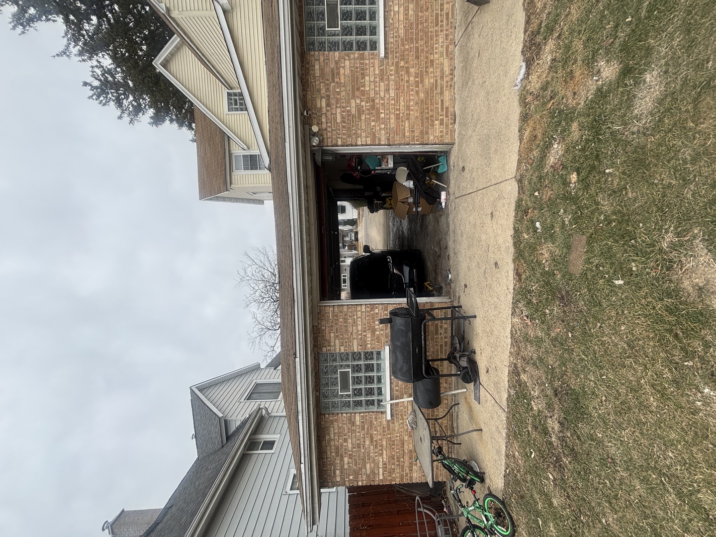 405 S 12th Avenue Property Photo 10