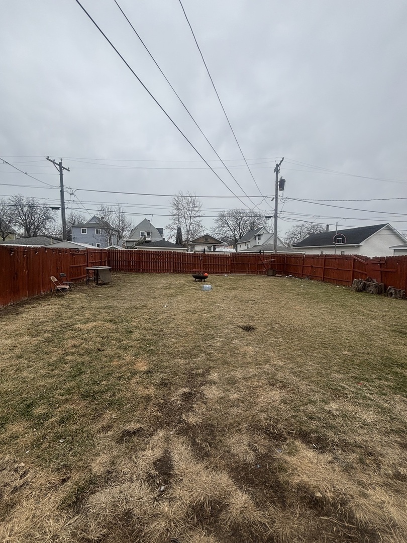 405 S 12th Avenue Property Photo 11