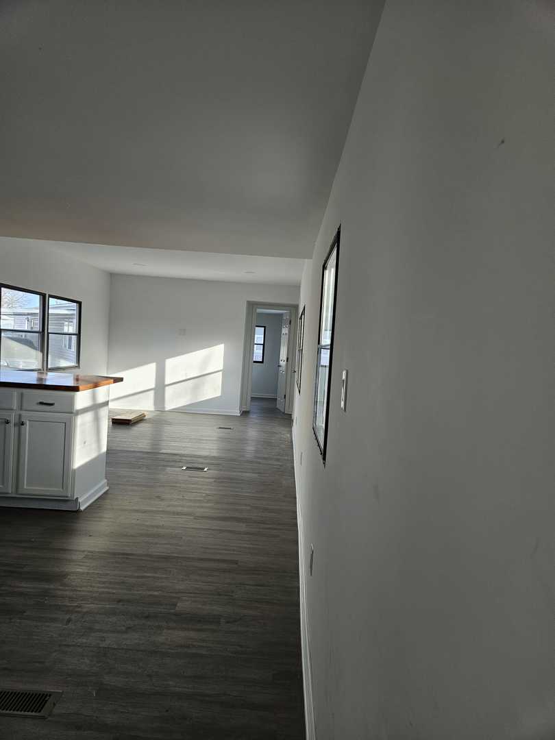 8800 S Harlem Avenue 1308 Property Photo 4