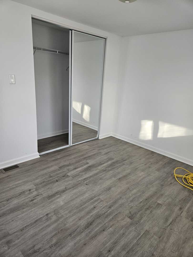 8800 S Harlem Avenue 1308 Property Photo 9
