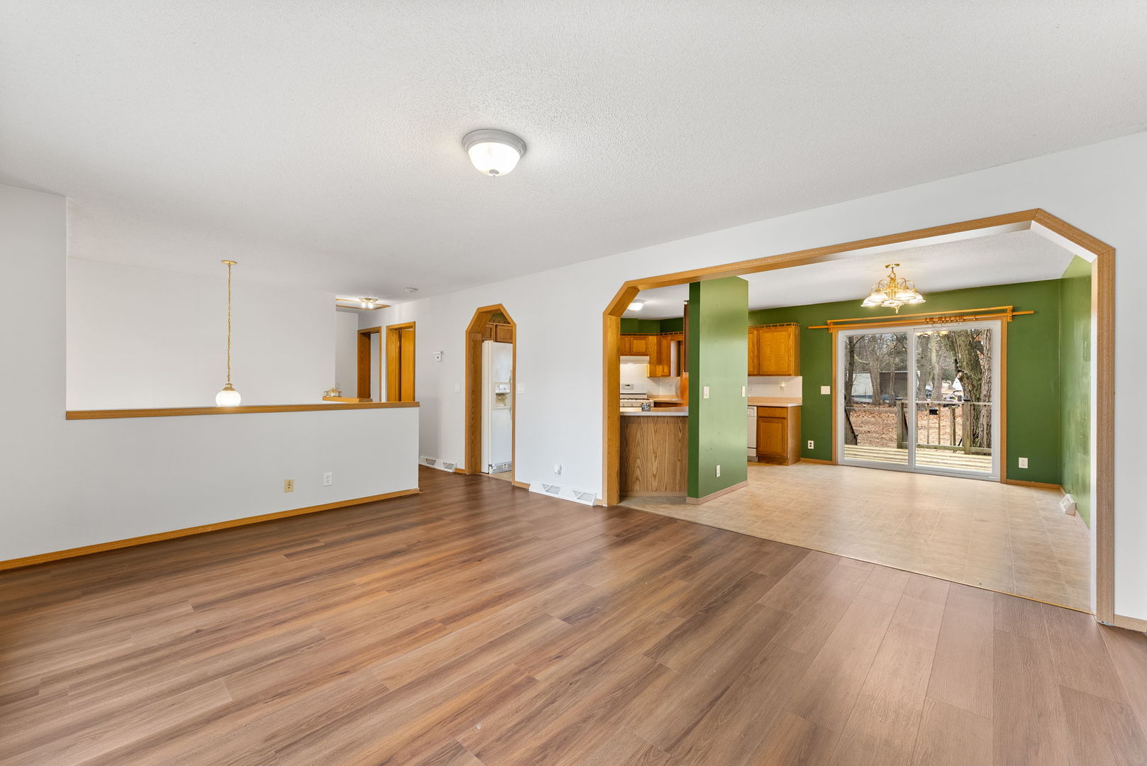 449 83rd Avenue Property Photo 4