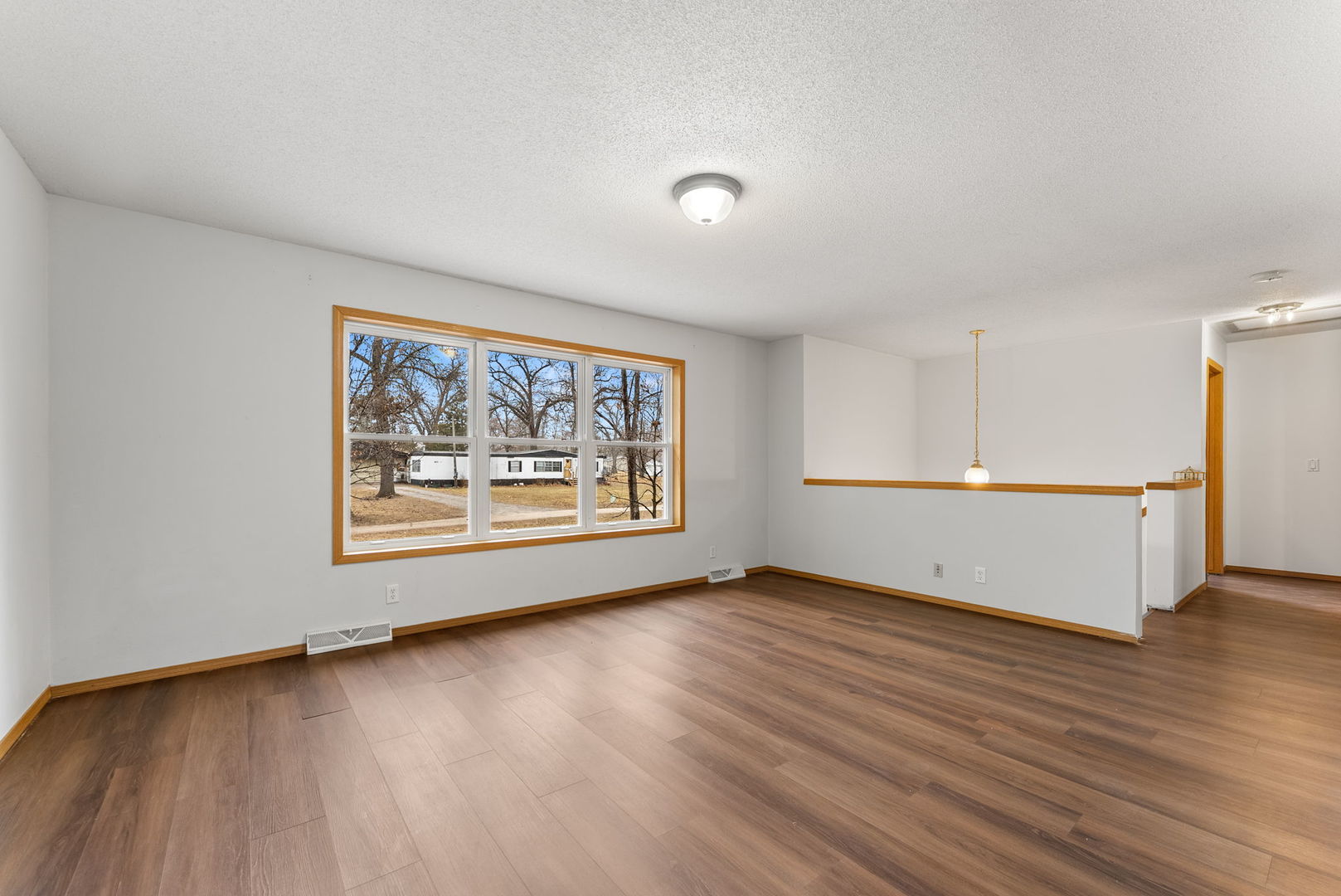 449 83rd Avenue Property Photo 6