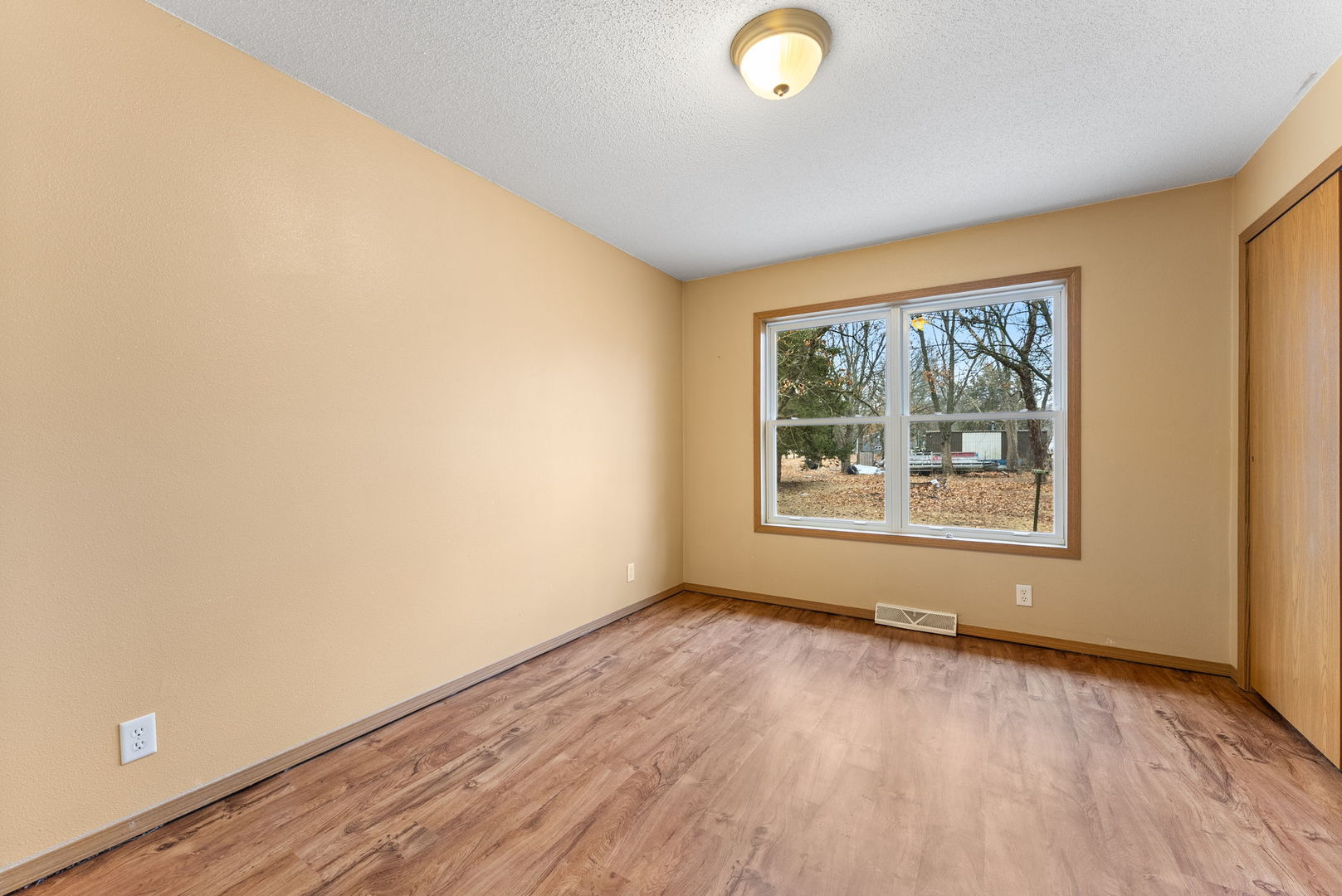 449 83rd Avenue Property Photo 15