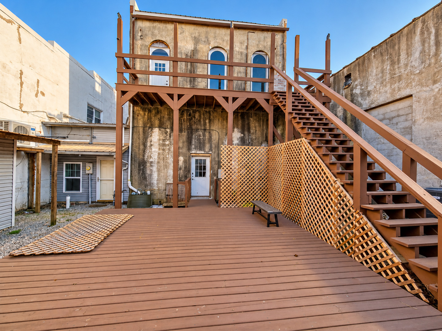 410 Court Street Property Photo 5