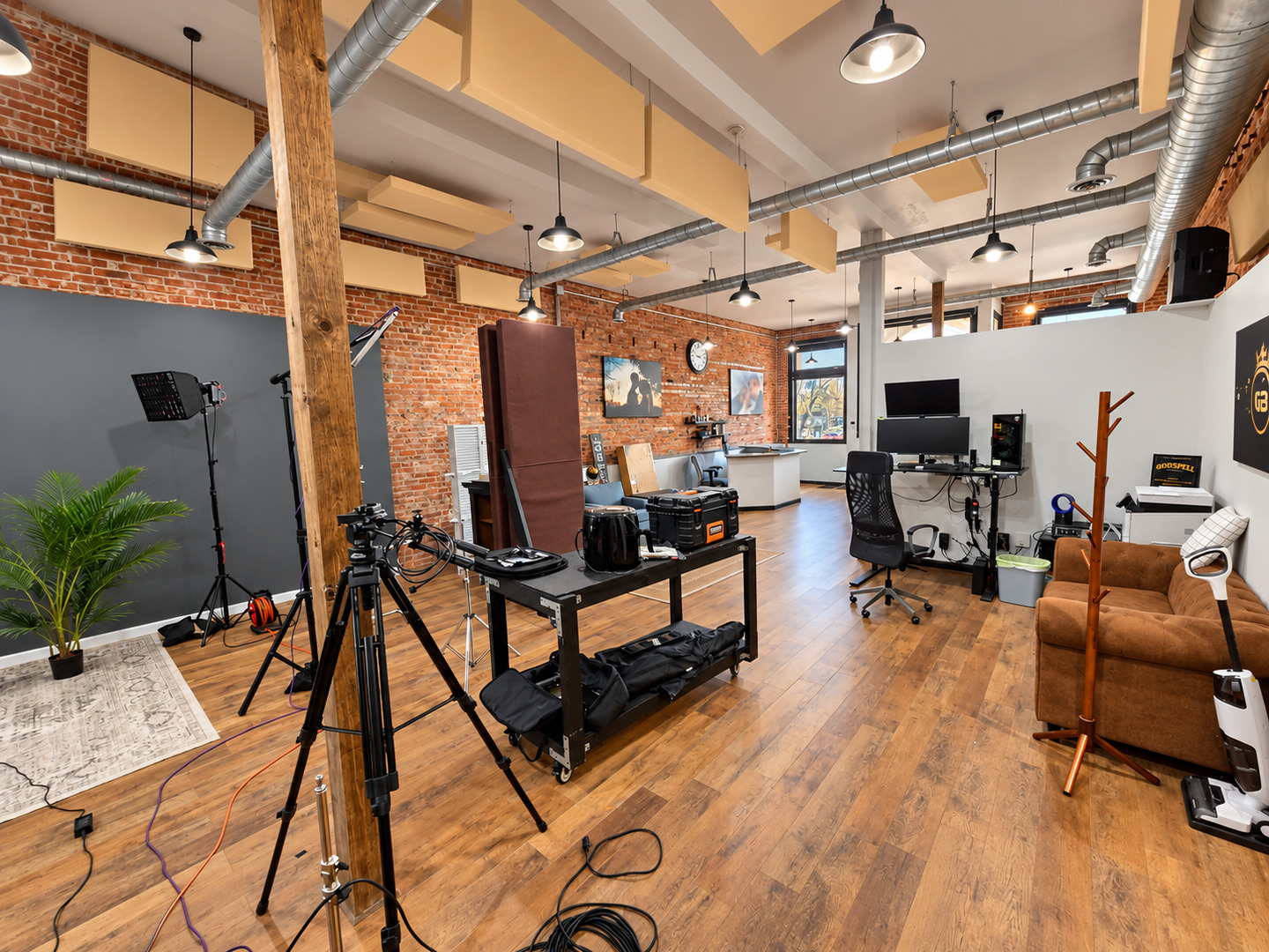 410 Court Street Property Photo 11
