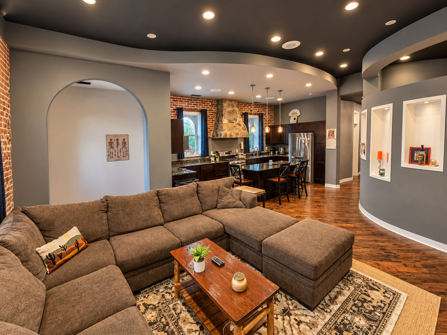 410 Court Street Property Photo 18