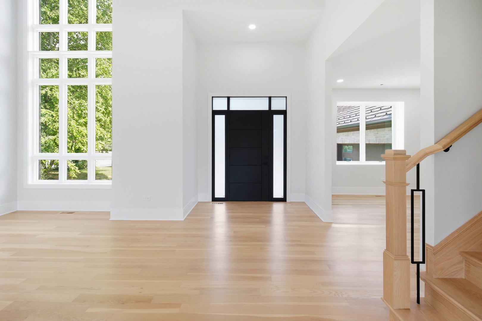 7234 Roxbury Court Property Photo 4