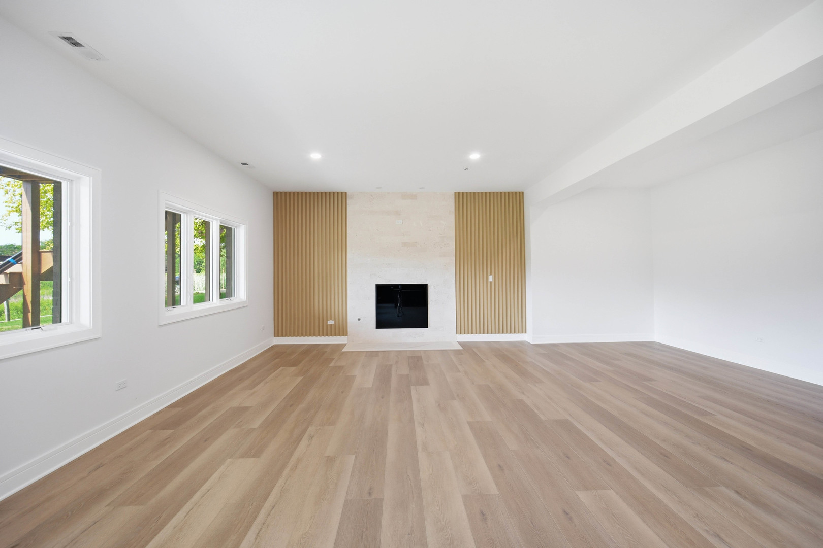 7234 Roxbury Court Property Photo 35