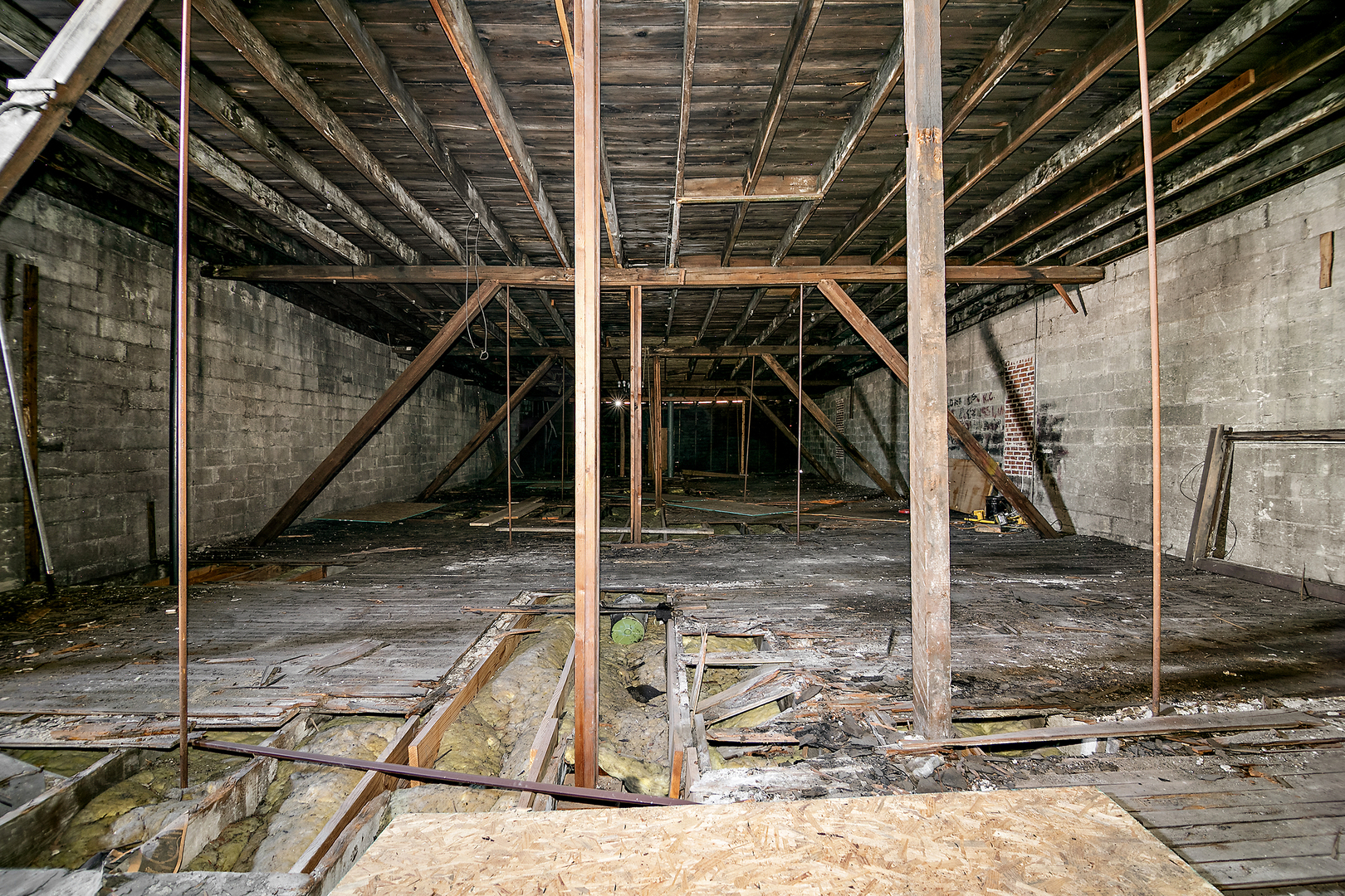 120 W Main Street Property Photo 15