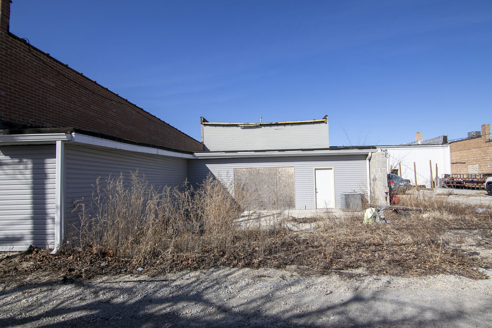 120 W Main Street Property Photo 16