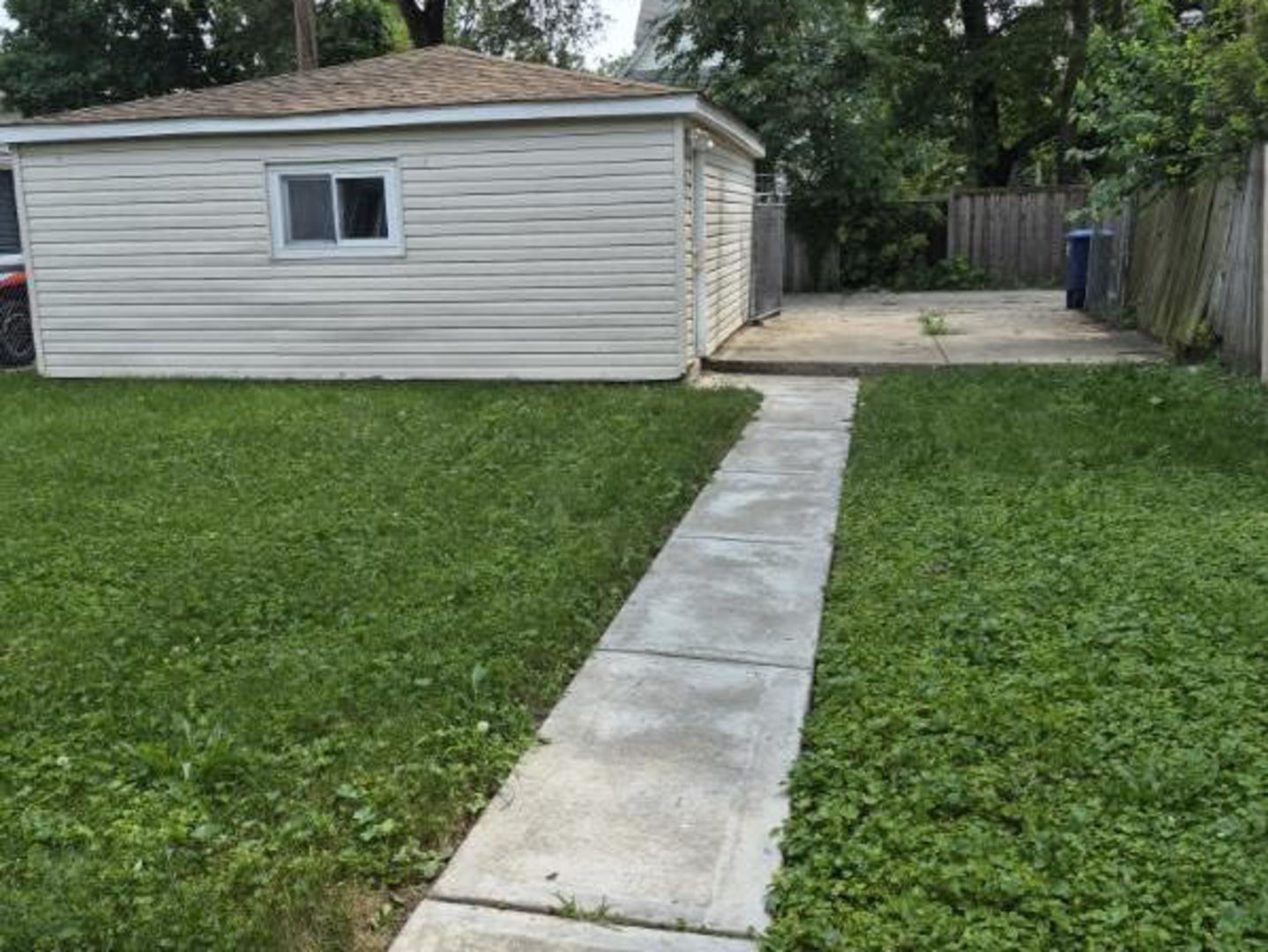 12587992 Property Photo 2