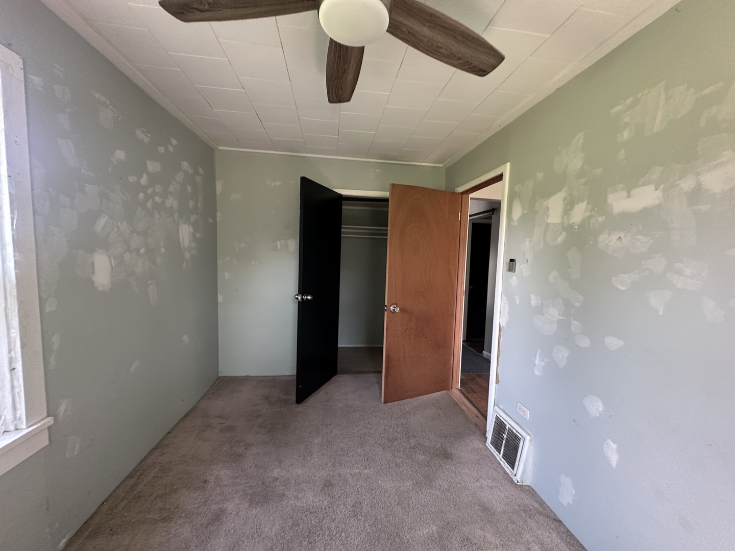 415 W Livingston Road Property Photo 3
