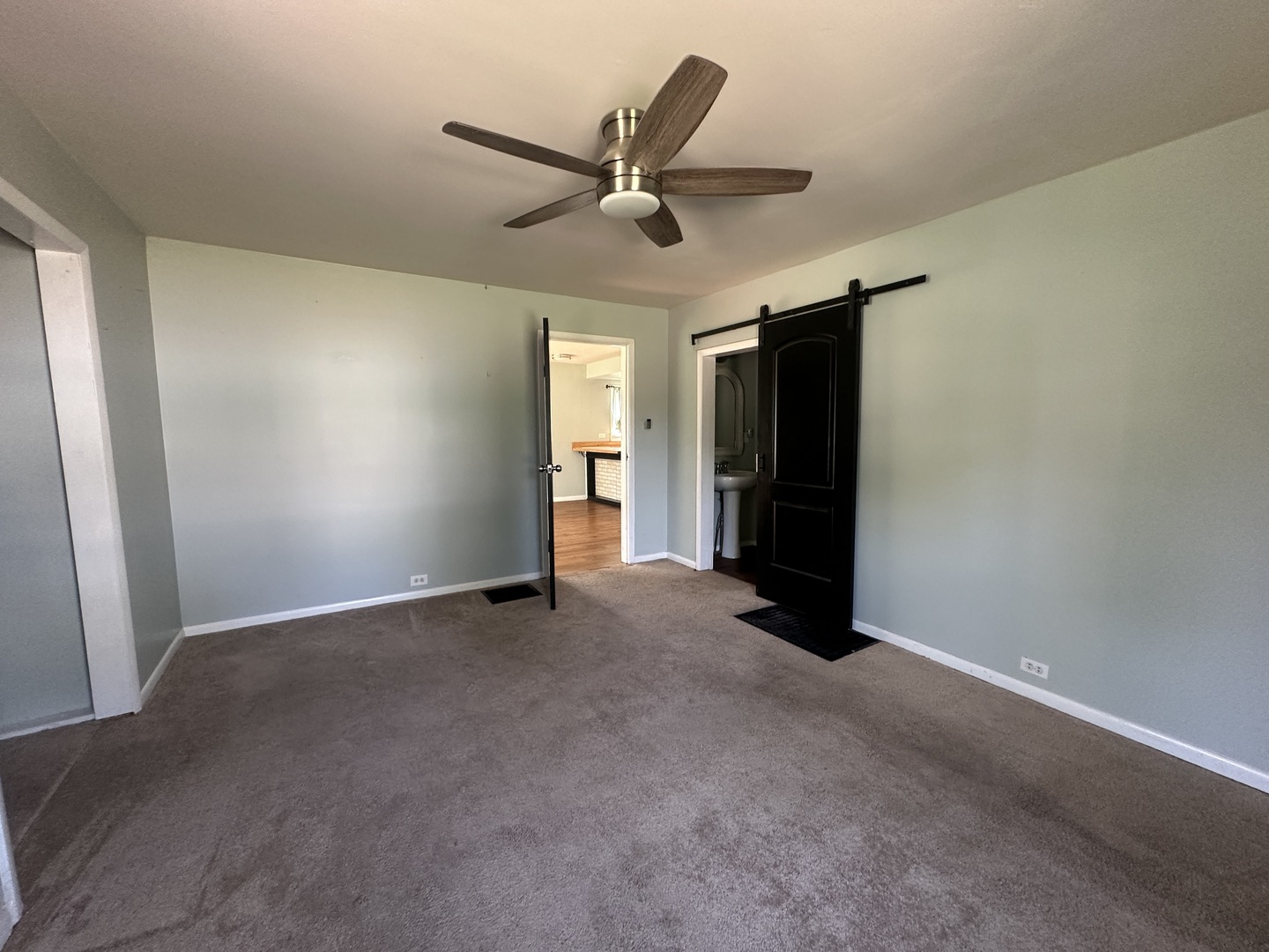 415 W Livingston Road Property Photo 13