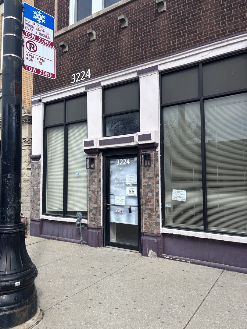 3224 W Armitage Avenue Property Photo 2