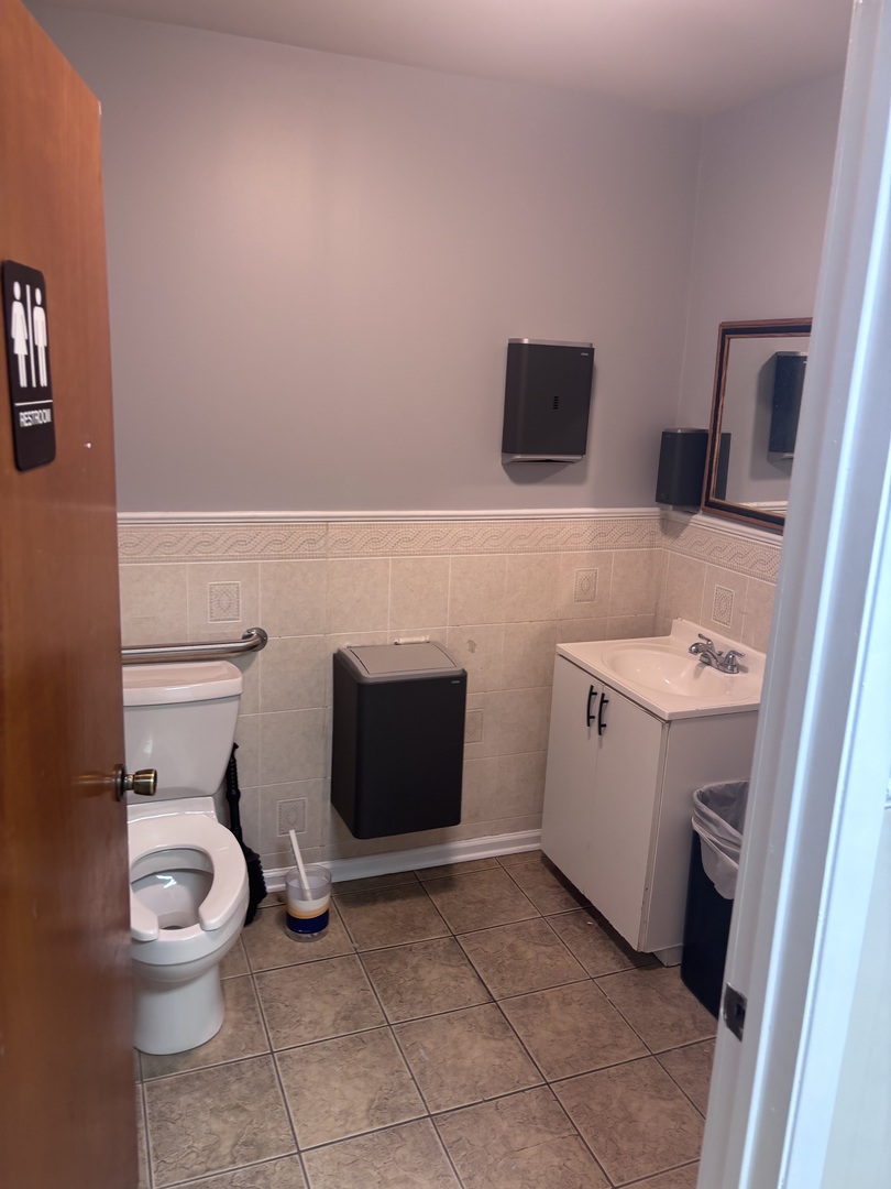 3224 W Armitage Avenue Property Photo 3