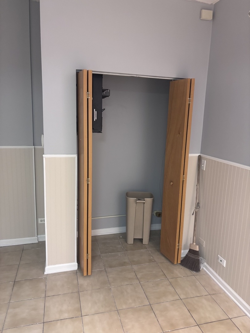 3224 W Armitage Avenue Property Photo 6